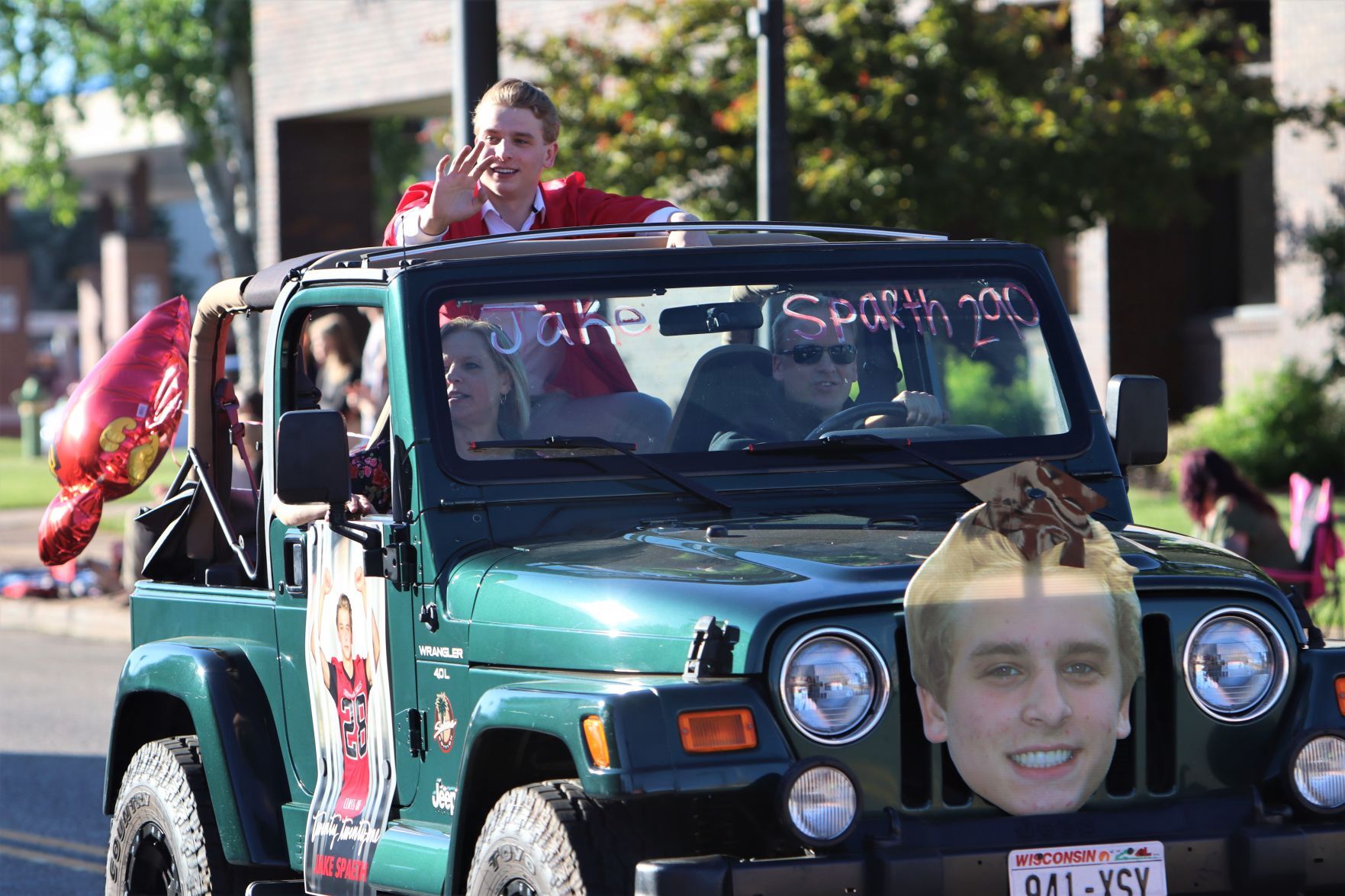 2021 Chippewa Falls High School Graduation Parade